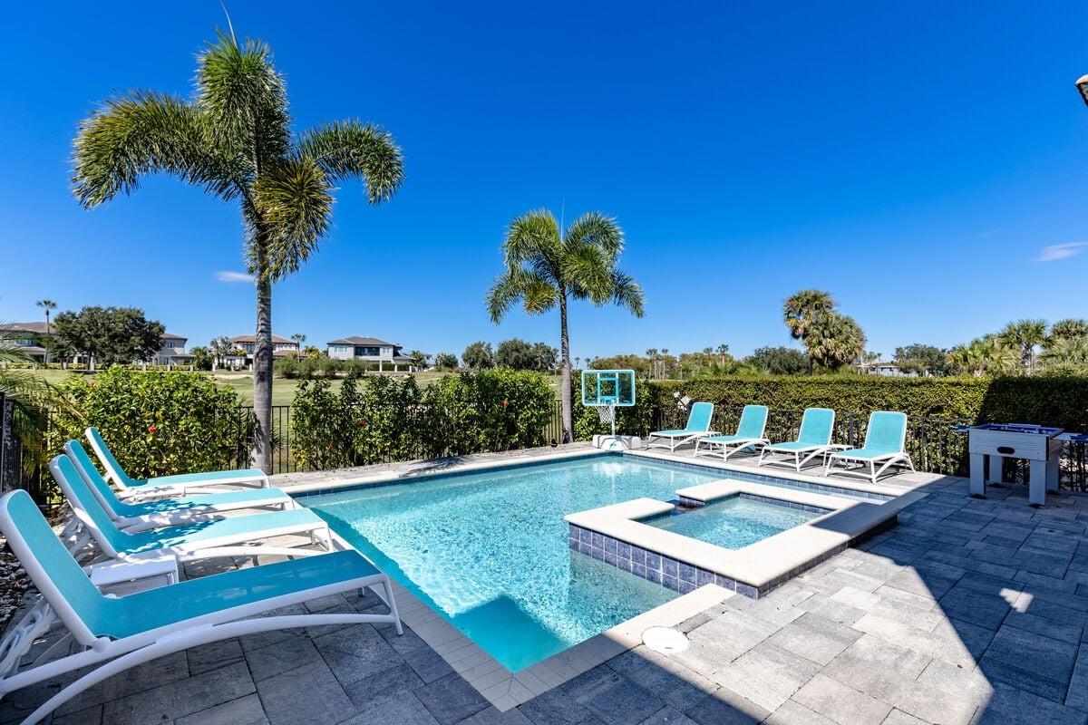 Image 35 of 50 For 1036 Castle Pines Court