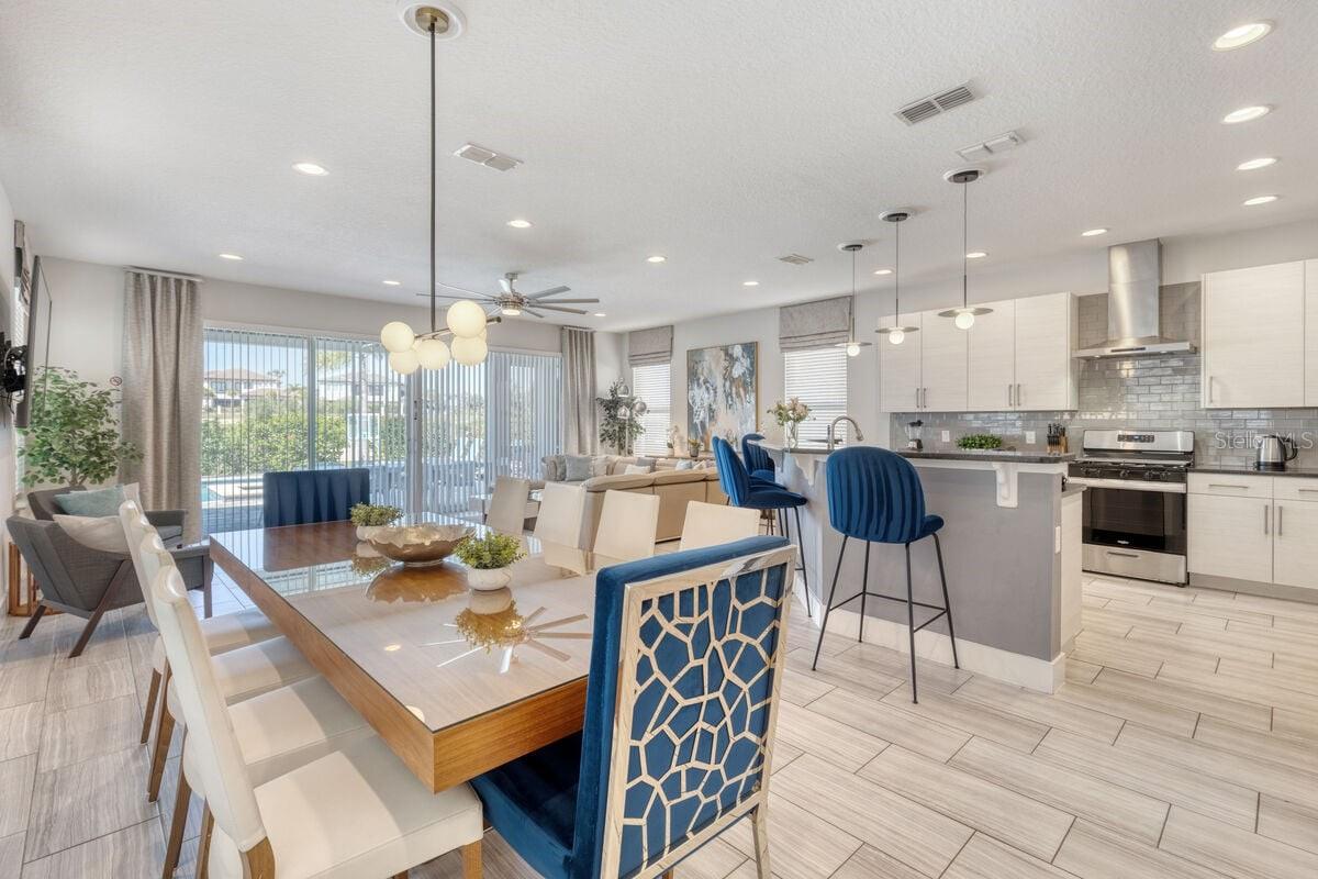 Image 4 of 50 For 1036 Castle Pines Court