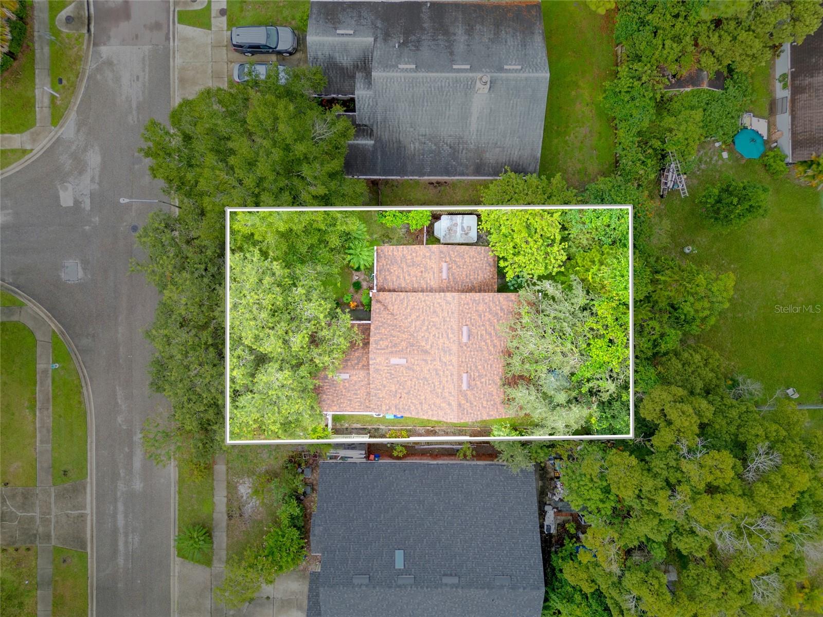 Image 20 of 28 For 412 Valencia Place