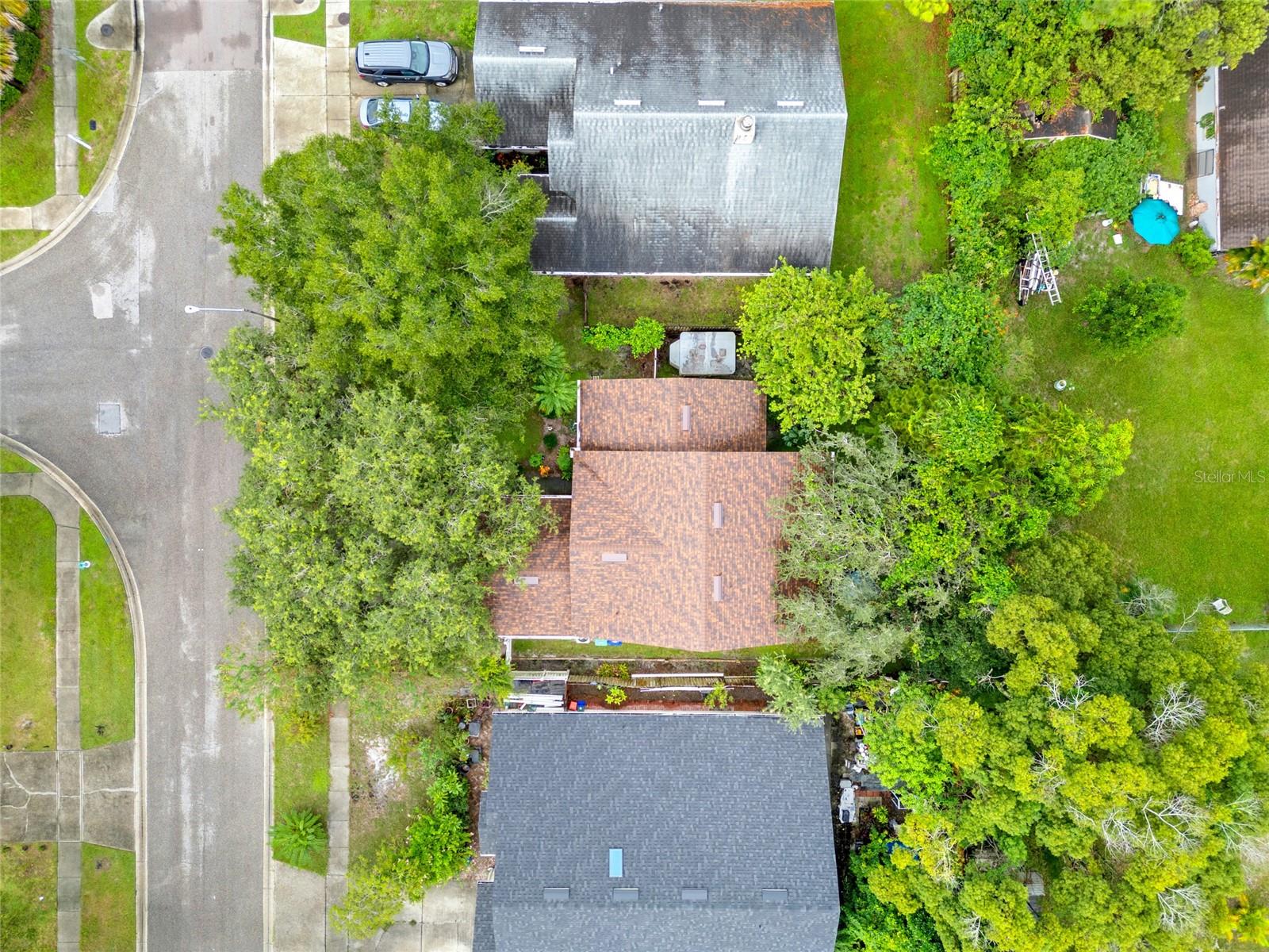 Image 21 of 28 For 412 Valencia Place