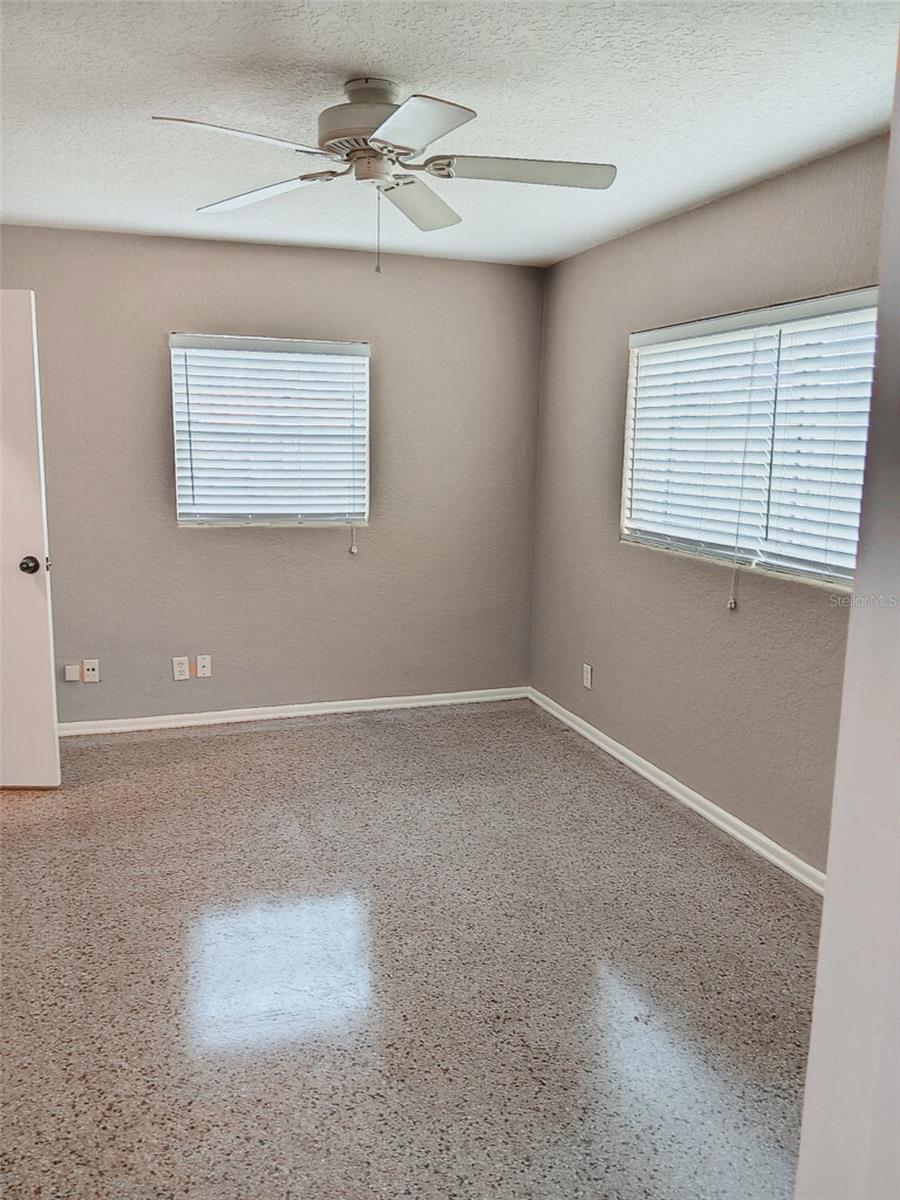 Image 6 of 12 For 3110 Port Royal Drive