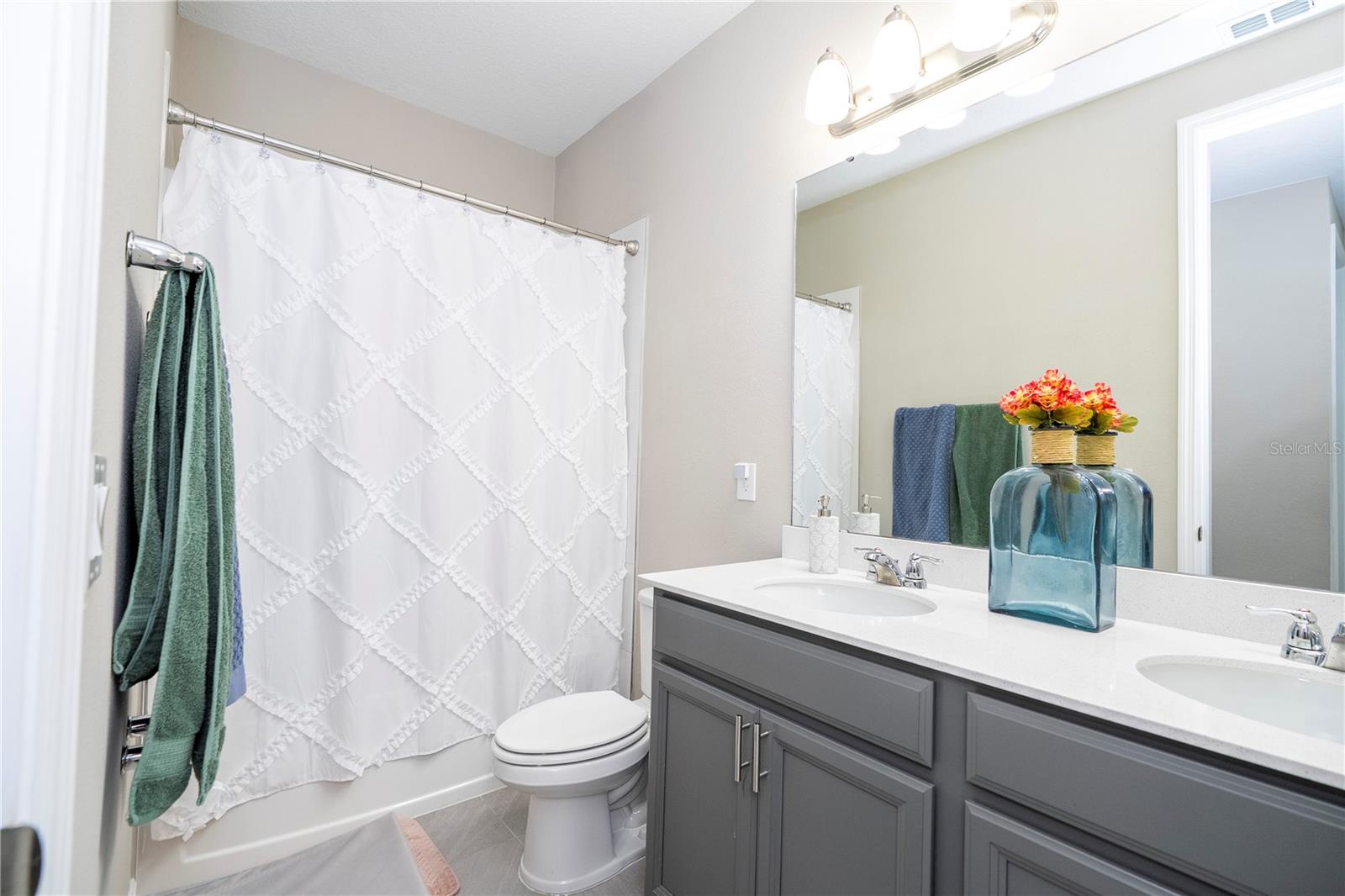 Image 34 of 49 For 12133 Bracco Street