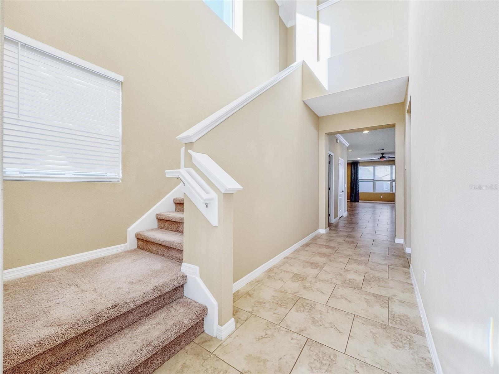 Image 6 of 51 For 5518 Thomas Square Drive
