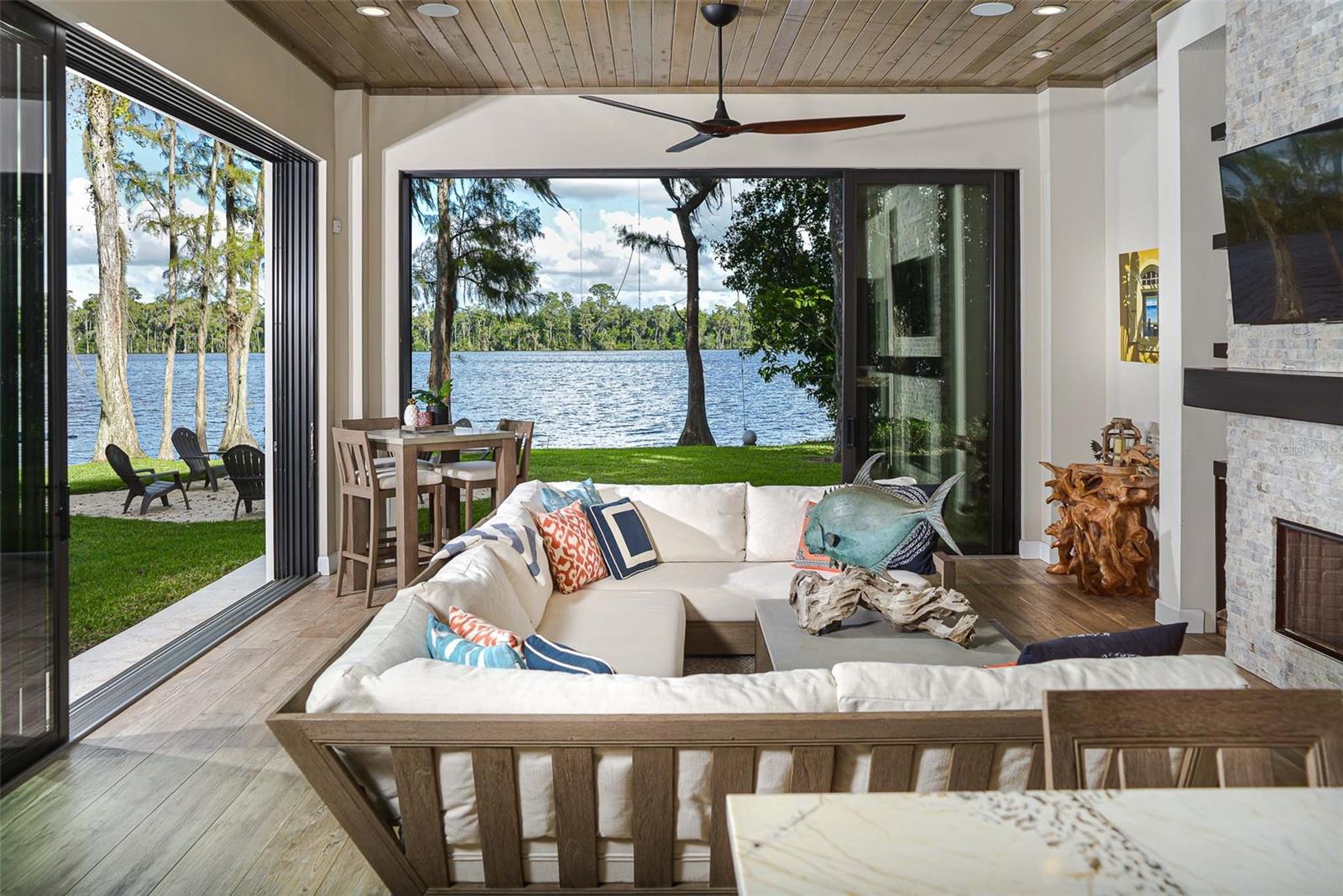 Image 8 of 41 For 4289 Chuluota Road