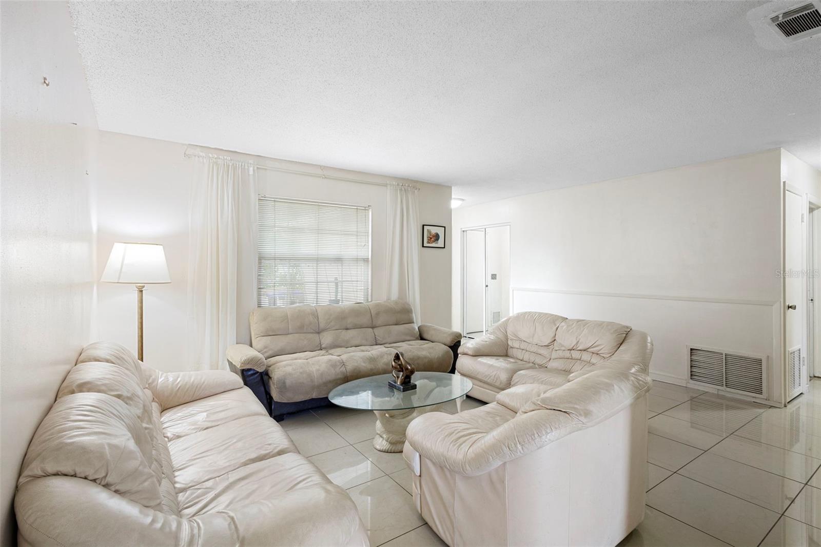 Image 3 of 28 For 8448 Dimare Drive