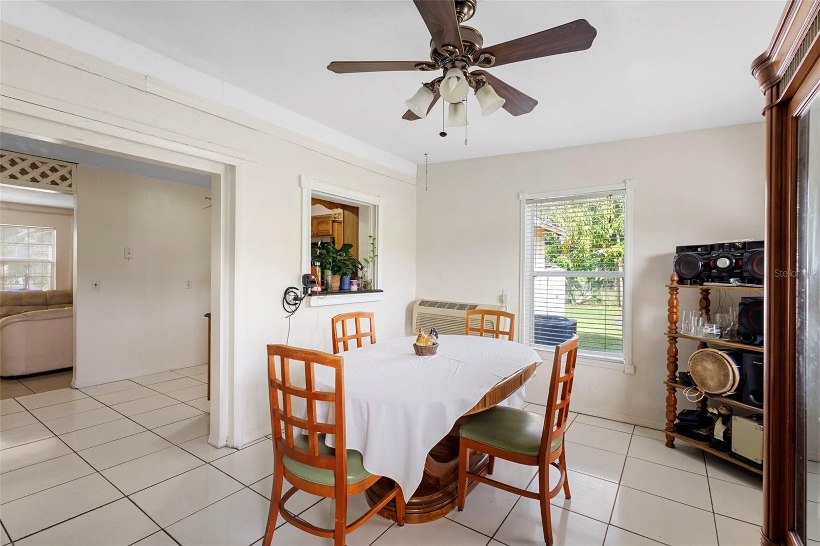 Image 6 of 28 For 8448 Dimare Drive