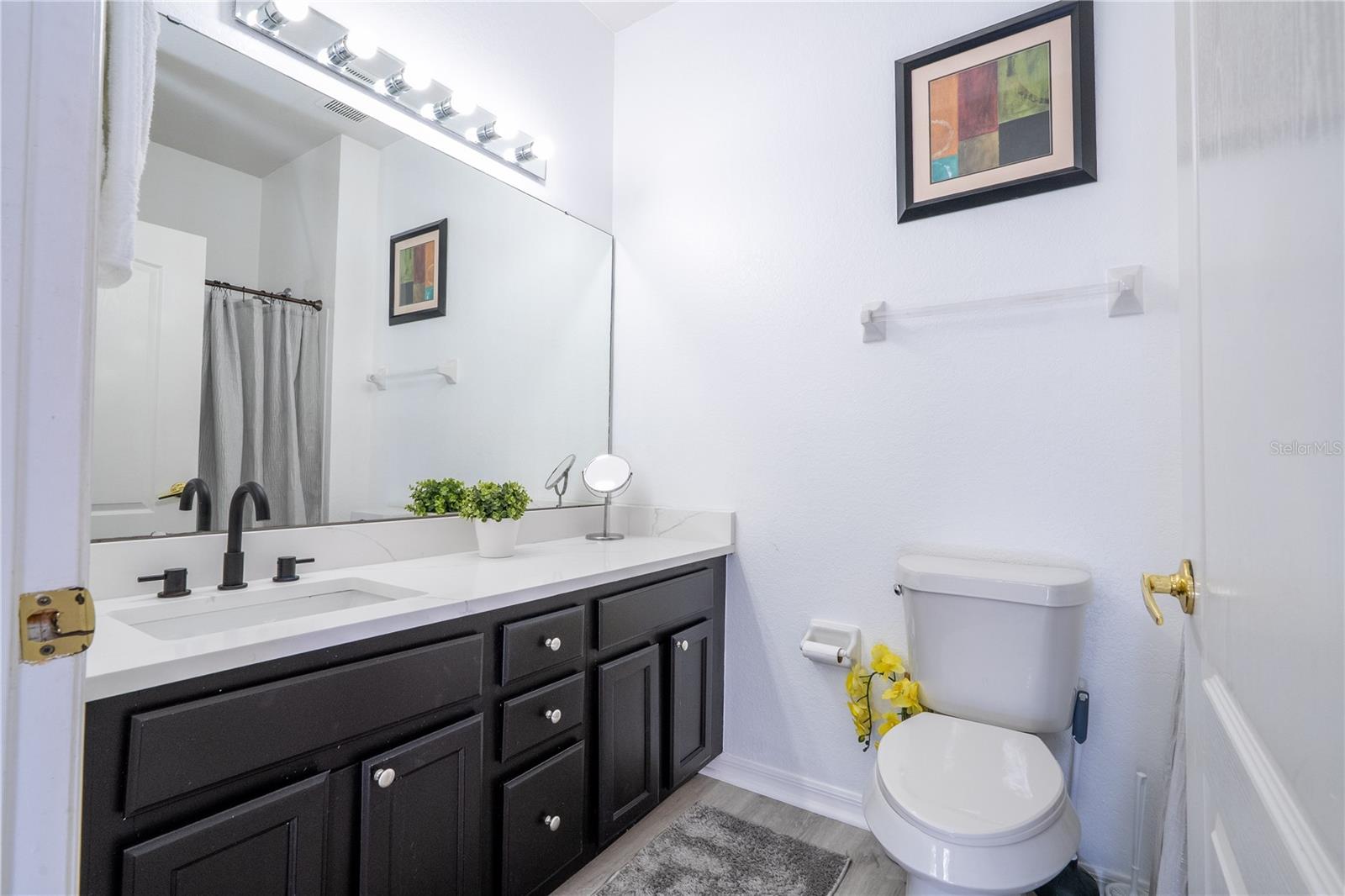 Image 10 of 51 For 2433 Caravelle Circle