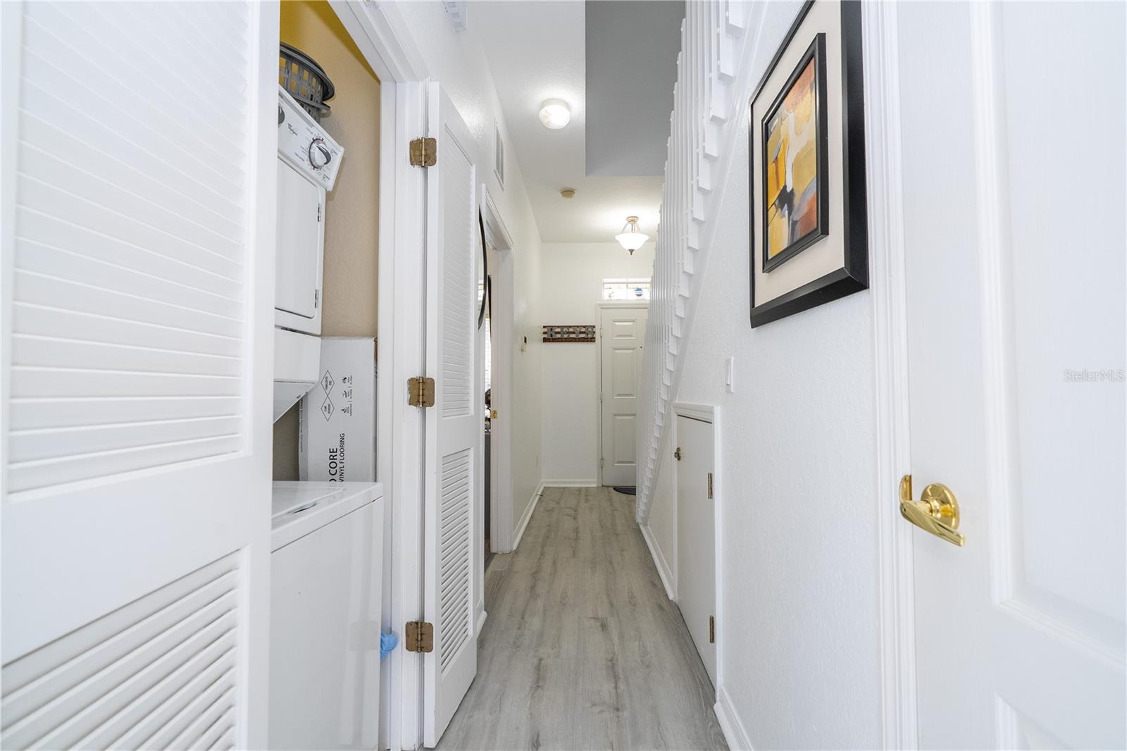 Image 13 of 51 For 2433 Caravelle Circle