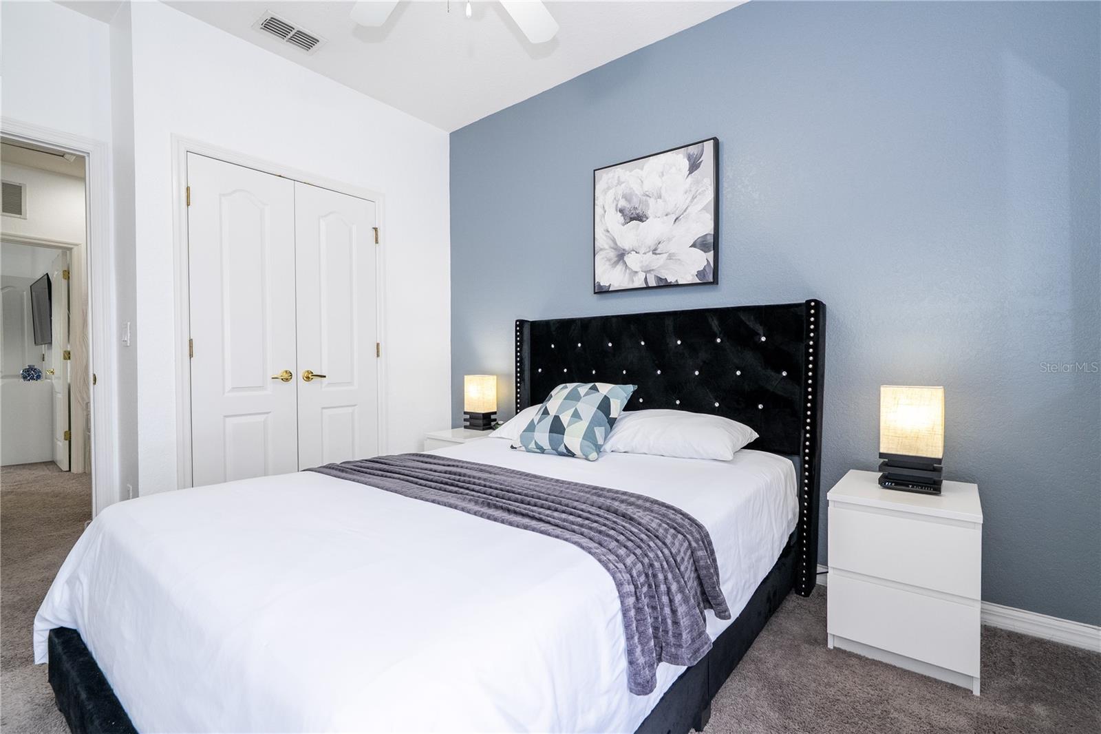 Image 34 of 51 For 2433 Caravelle Circle