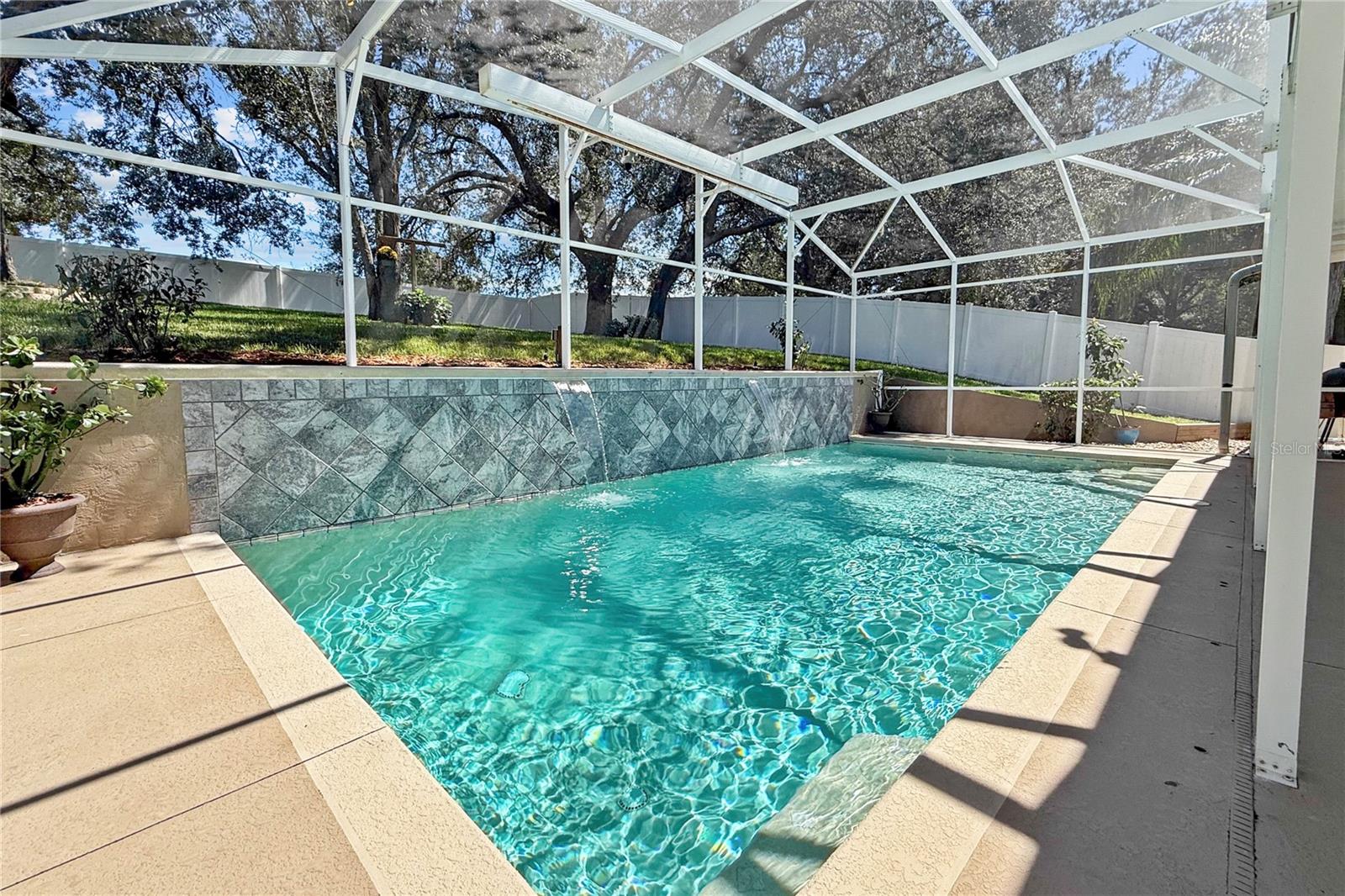 Image 17 of 81 For 11149 Oakshore Lane