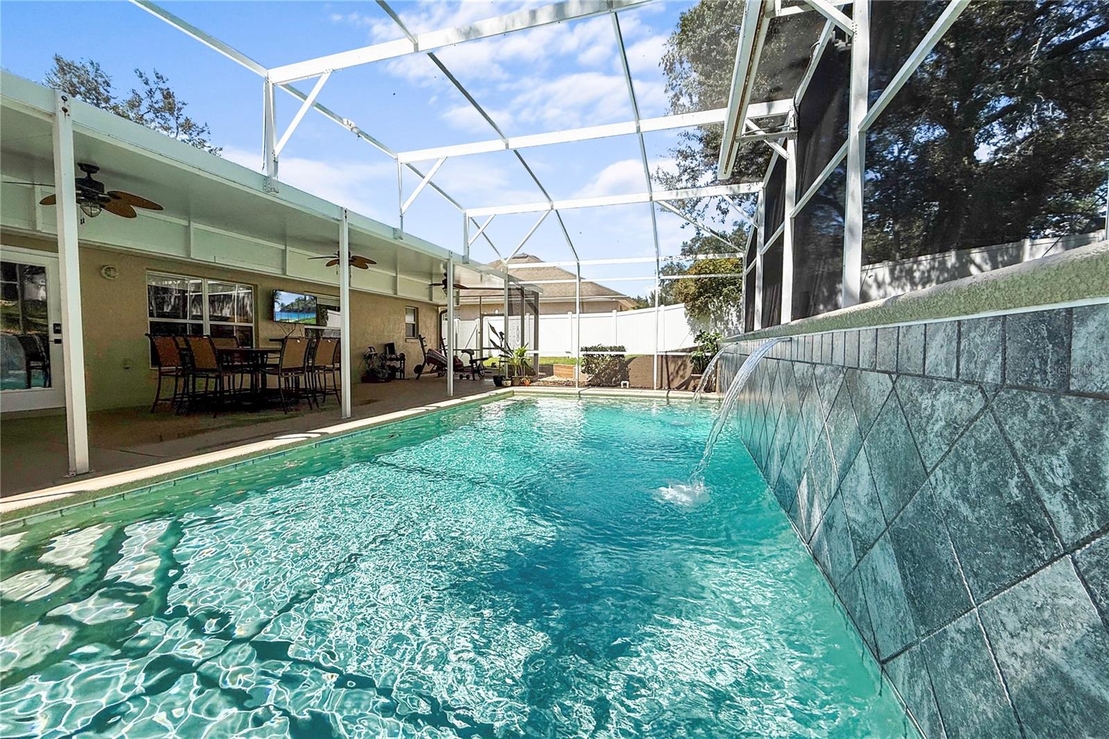 Image 19 of 81 For 11149 Oakshore Lane