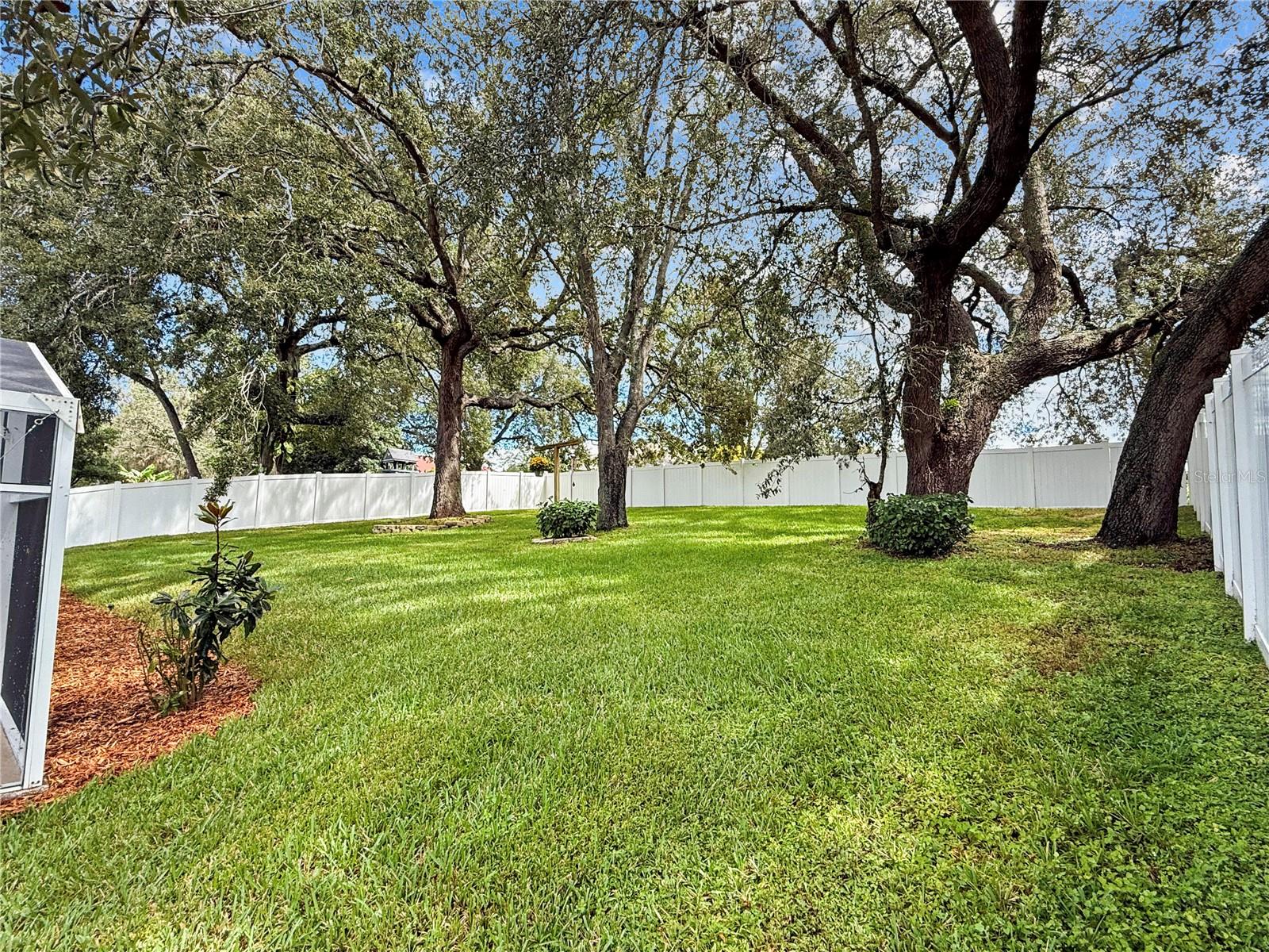 Image 29 of 81 For 11149 Oakshore Lane