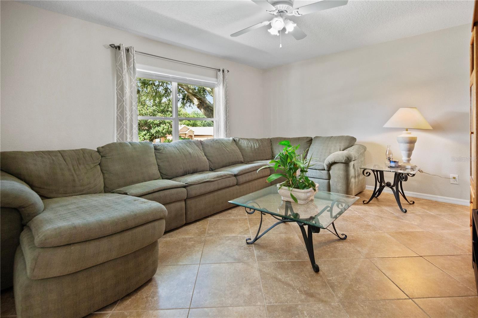 Image 52 of 81 For 11149 Oakshore Lane