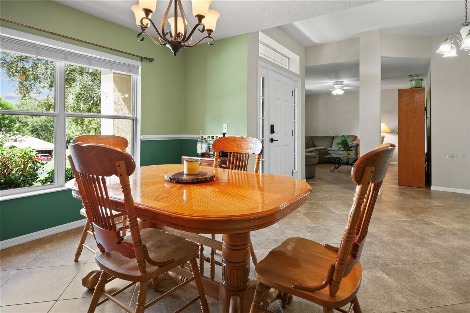 Image 54 of 81 For 11149 Oakshore Lane