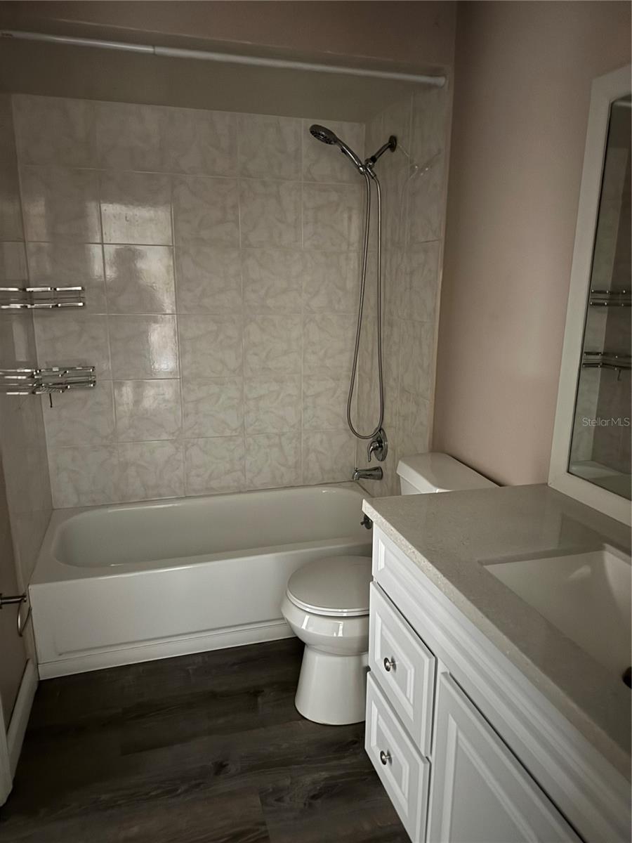 Image 7 of 8 For 6939 Sunny Lane Avenue