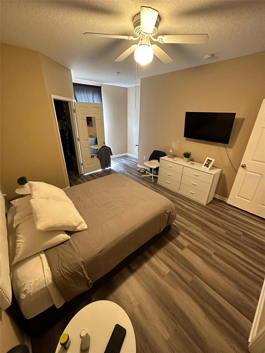 Image 10 of 43 For 2013 Tizewell Circle 1403