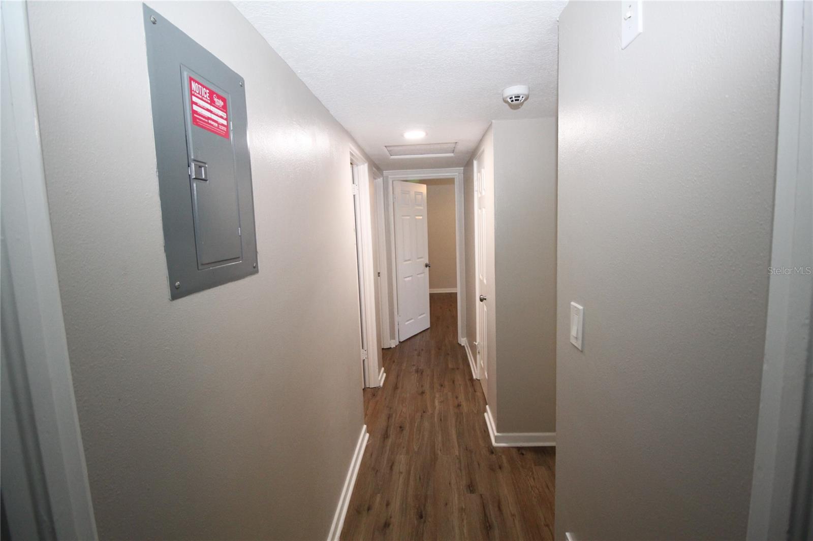 Image 11 of 19 For 115 Lakewood Cir
