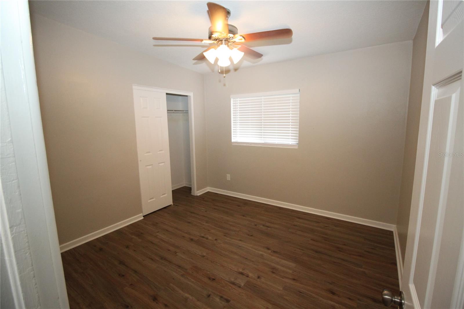 Image 13 of 19 For 115 Lakewood Cir