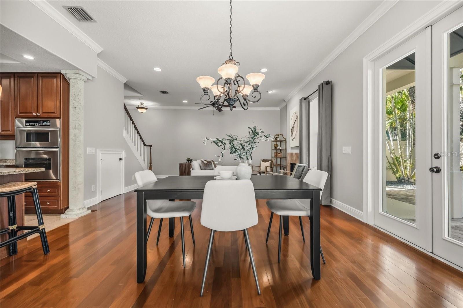 Image 10 of 49 For 451 Fairfax Ave.