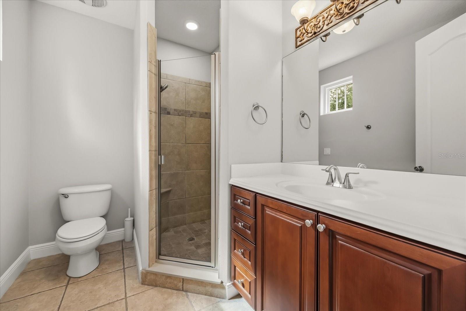 Image 33 of 49 For 451 Fairfax Ave.