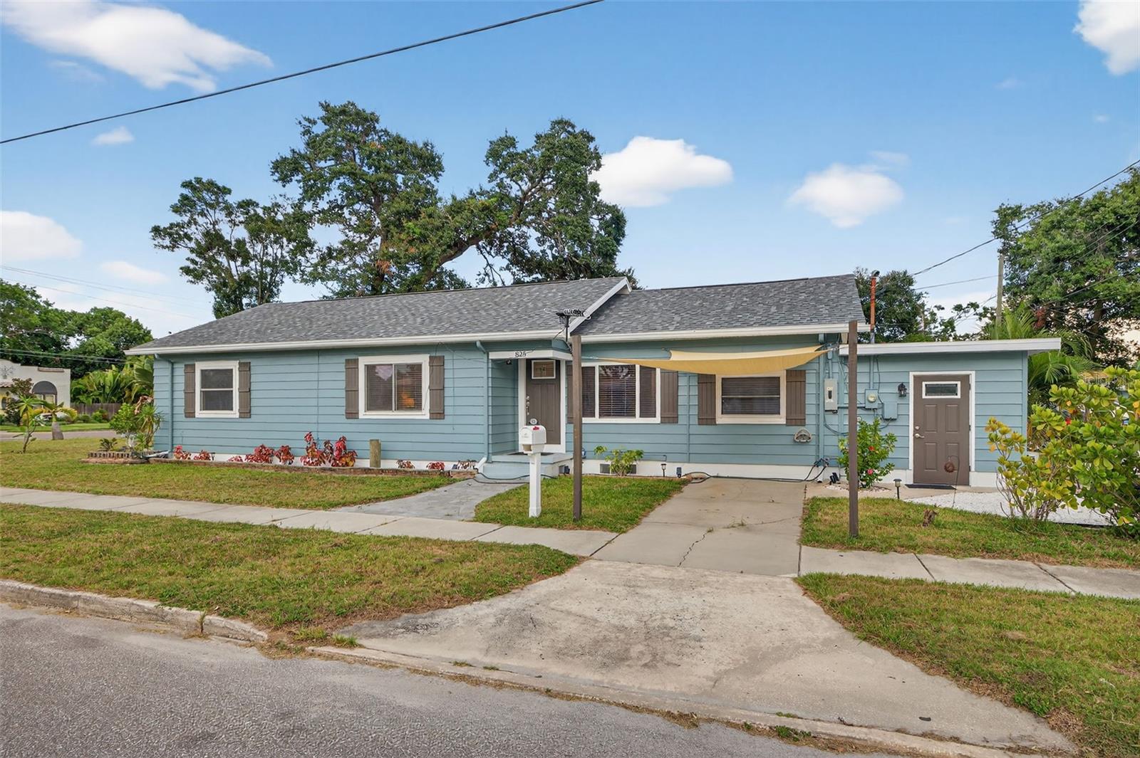 Image 26 of 32 For 825 46th Street N