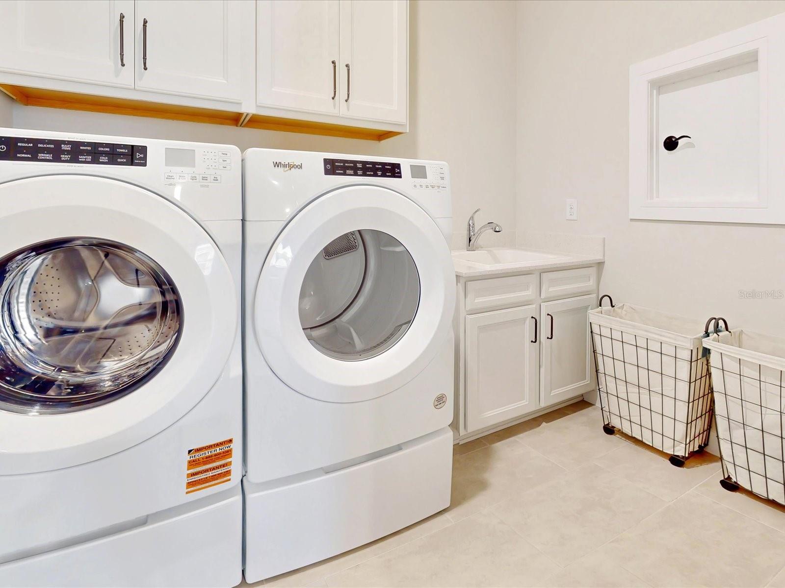 Image 17 of 49 For 6354 Shimmering Shores Lane