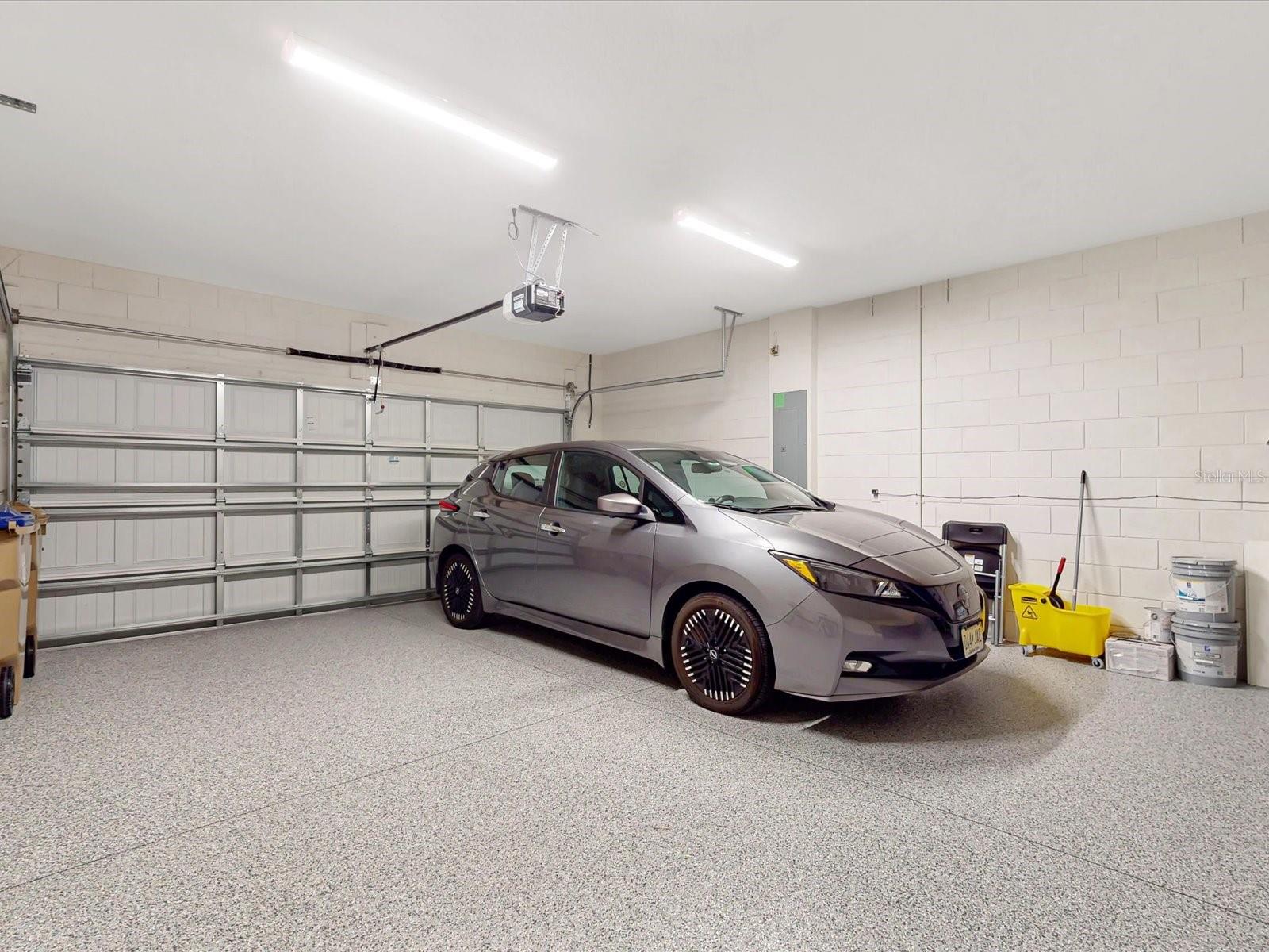 Image 18 of 49 For 6354 Shimmering Shores Lane