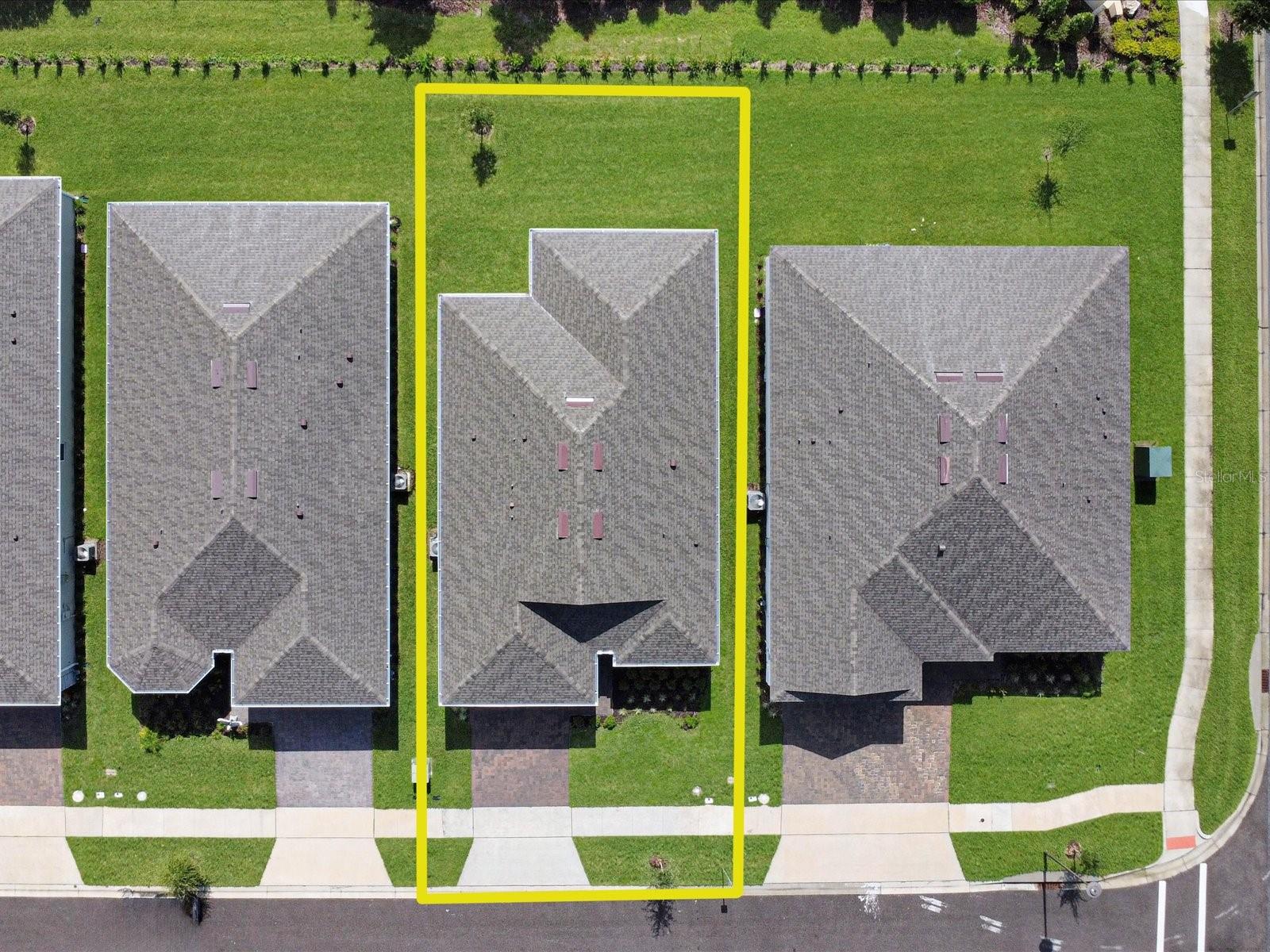 Image 32 of 49 For 6354 Shimmering Shores Lane