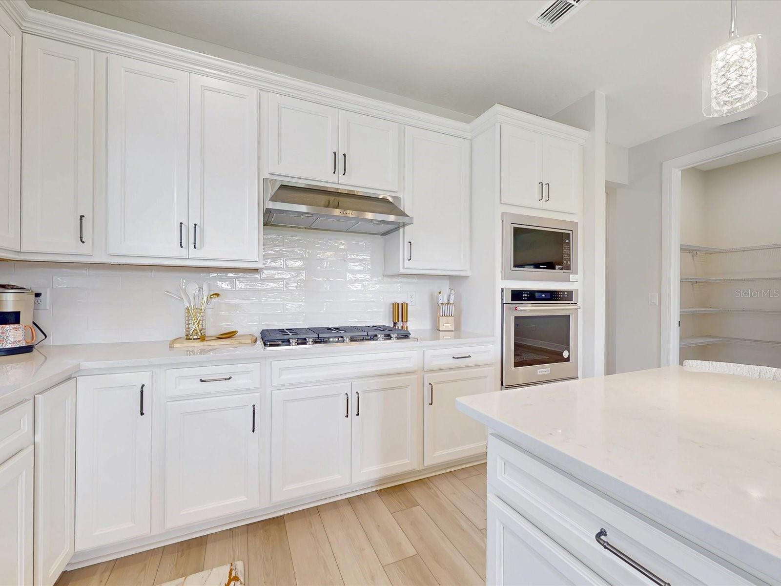 Image 6 of 49 For 6354 Shimmering Shores Lane