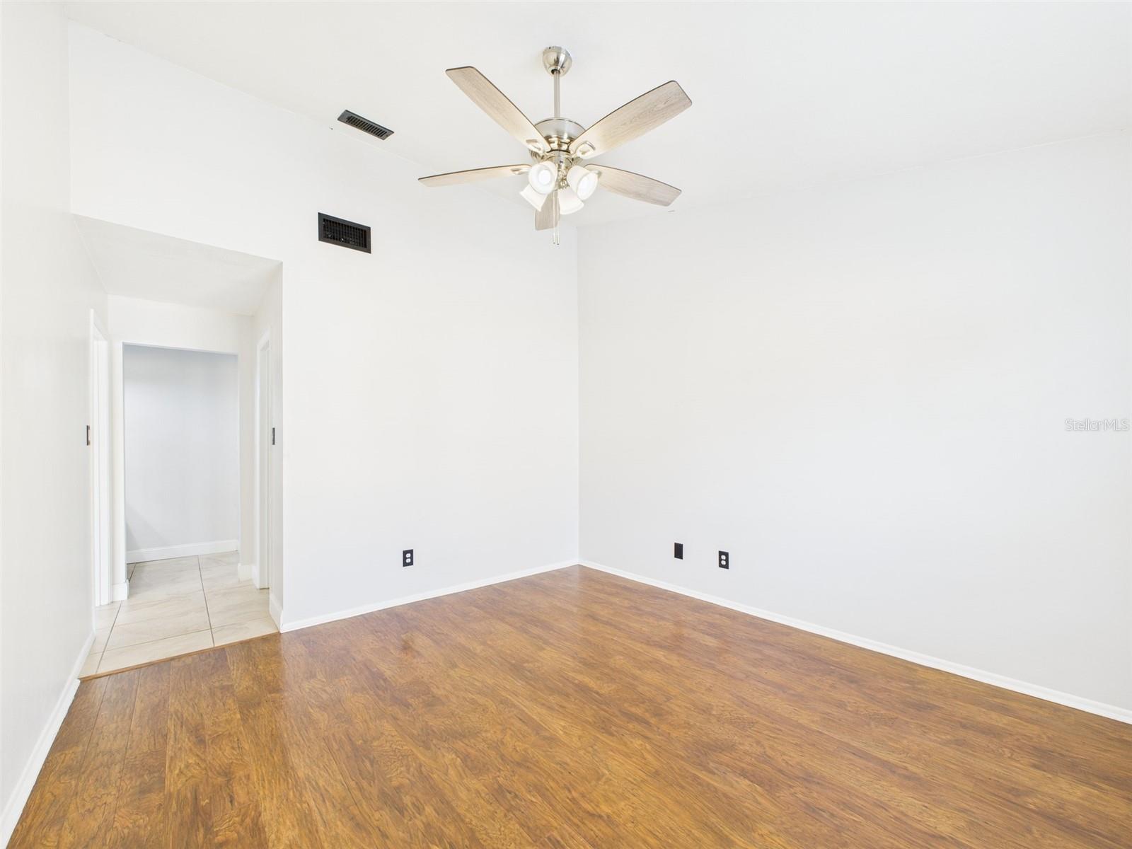 Image 15 of 24 For 125 Spanish Moss Court