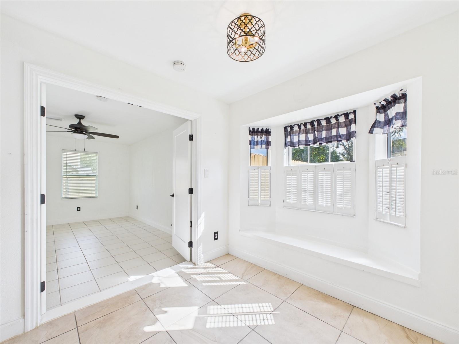 Image 16 of 24 For 125 Spanish Moss Court