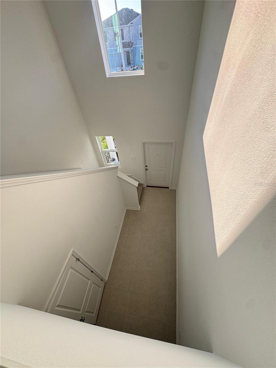 Image 11 of 27 For 2217 Crown Rock Drive