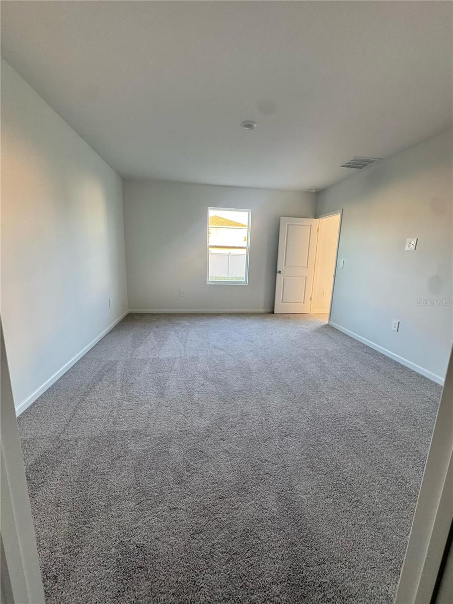 Image 14 of 27 For 2217 Crown Rock Drive