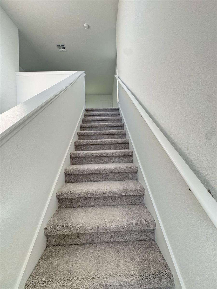 Image 9 of 27 For 2217 Crown Rock Drive