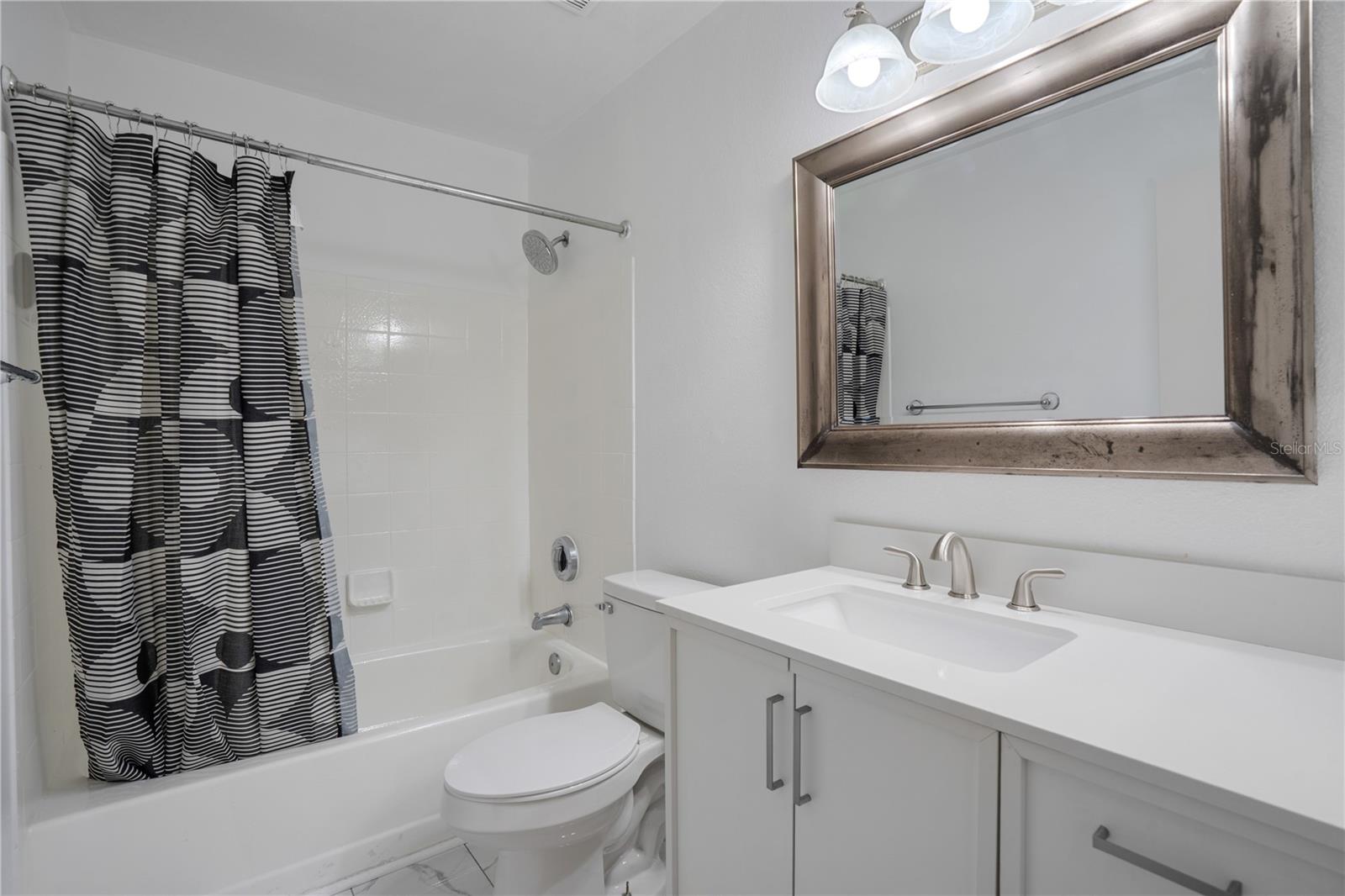 Image 14 of 26 For 3036 Parkway Boulevard 206