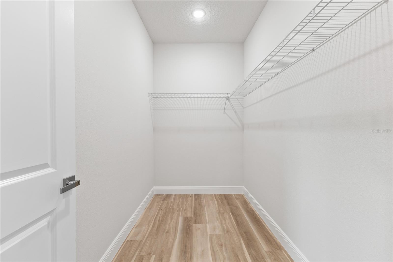 Image 18 of 44 For 5207 165th Street Road