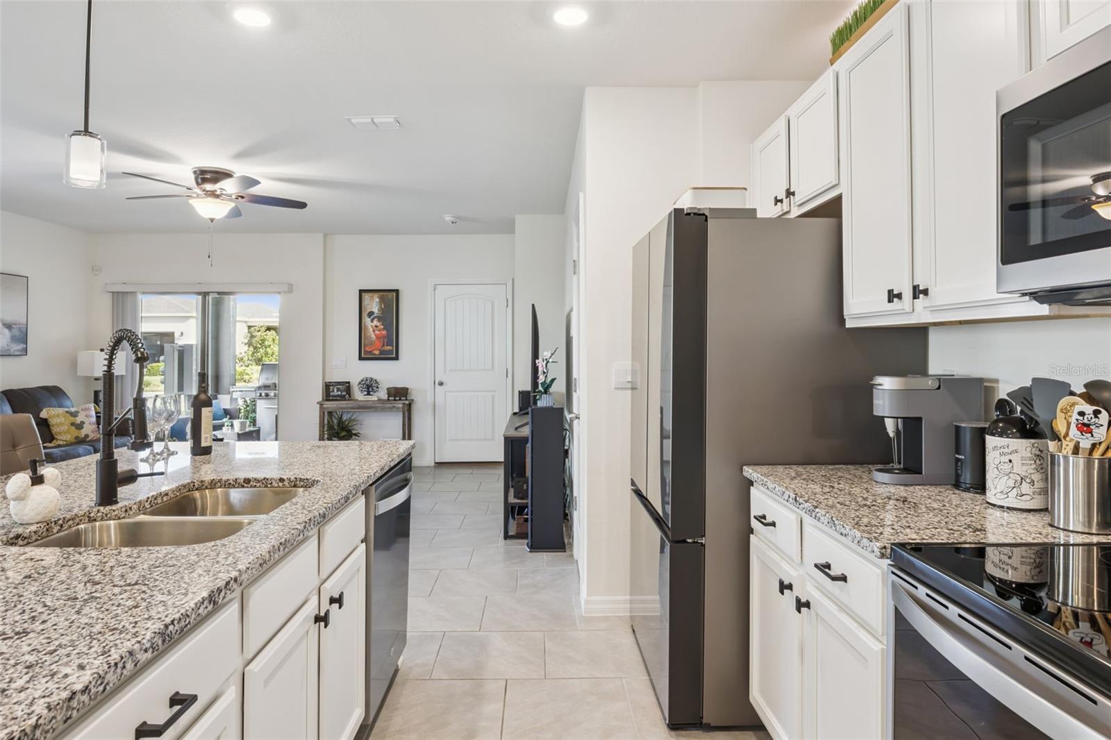 Image 12 of 50 For 12023 Holystone Street