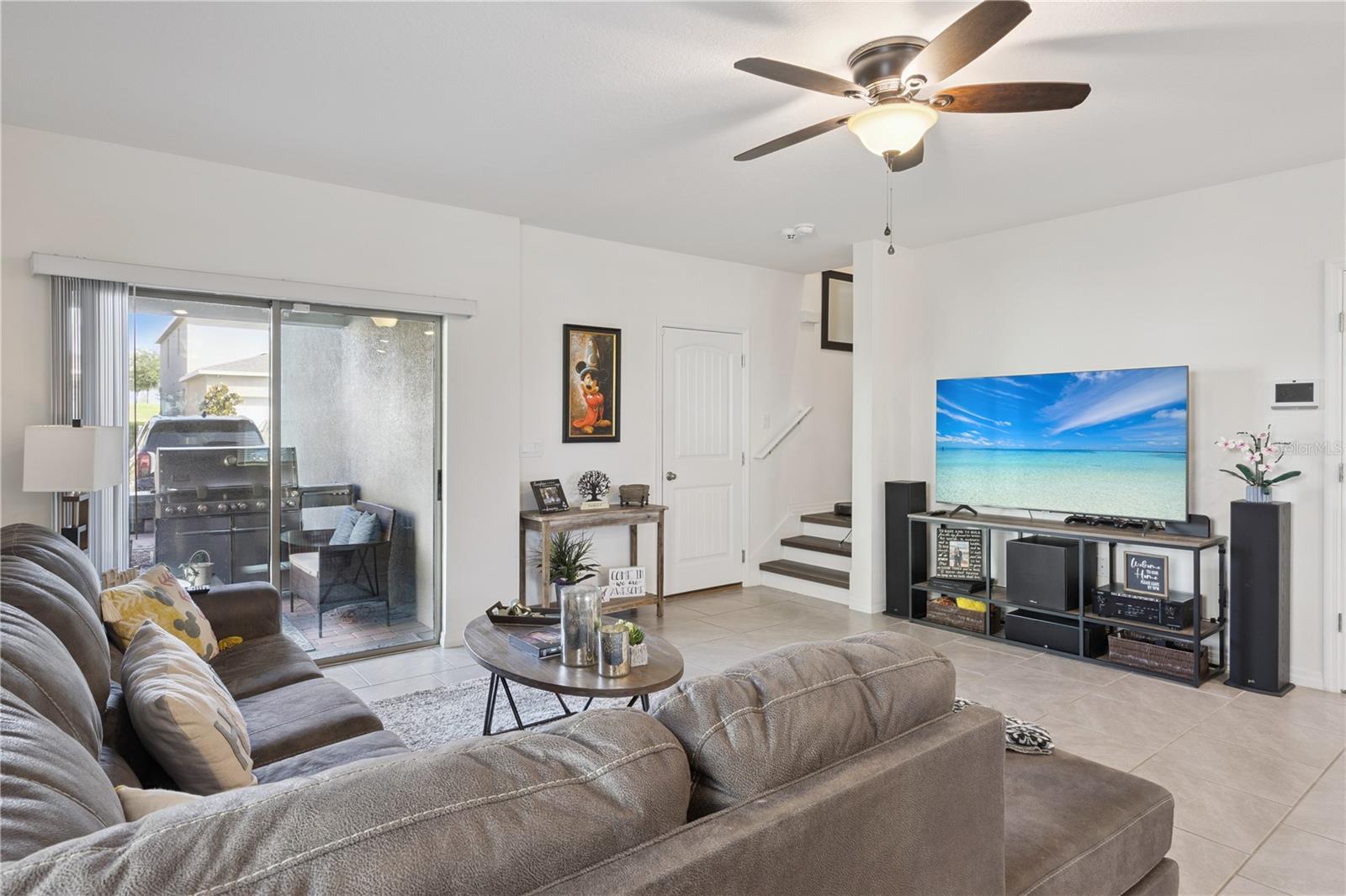 Image 18 of 50 For 12023 Holystone Street