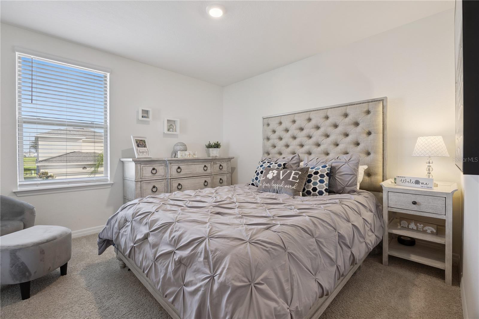 Image 31 of 50 For 12023 Holystone Street