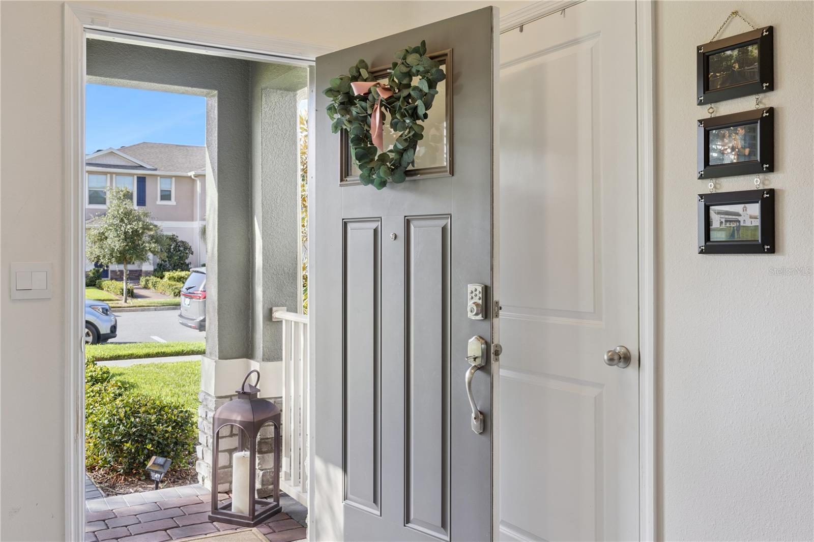 Image 6 of 50 For 12023 Holystone Street