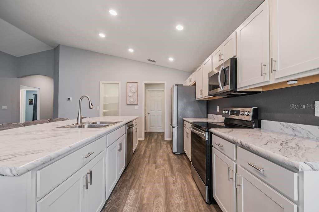 Image 7 of 27 For 616 Vittorio Drive