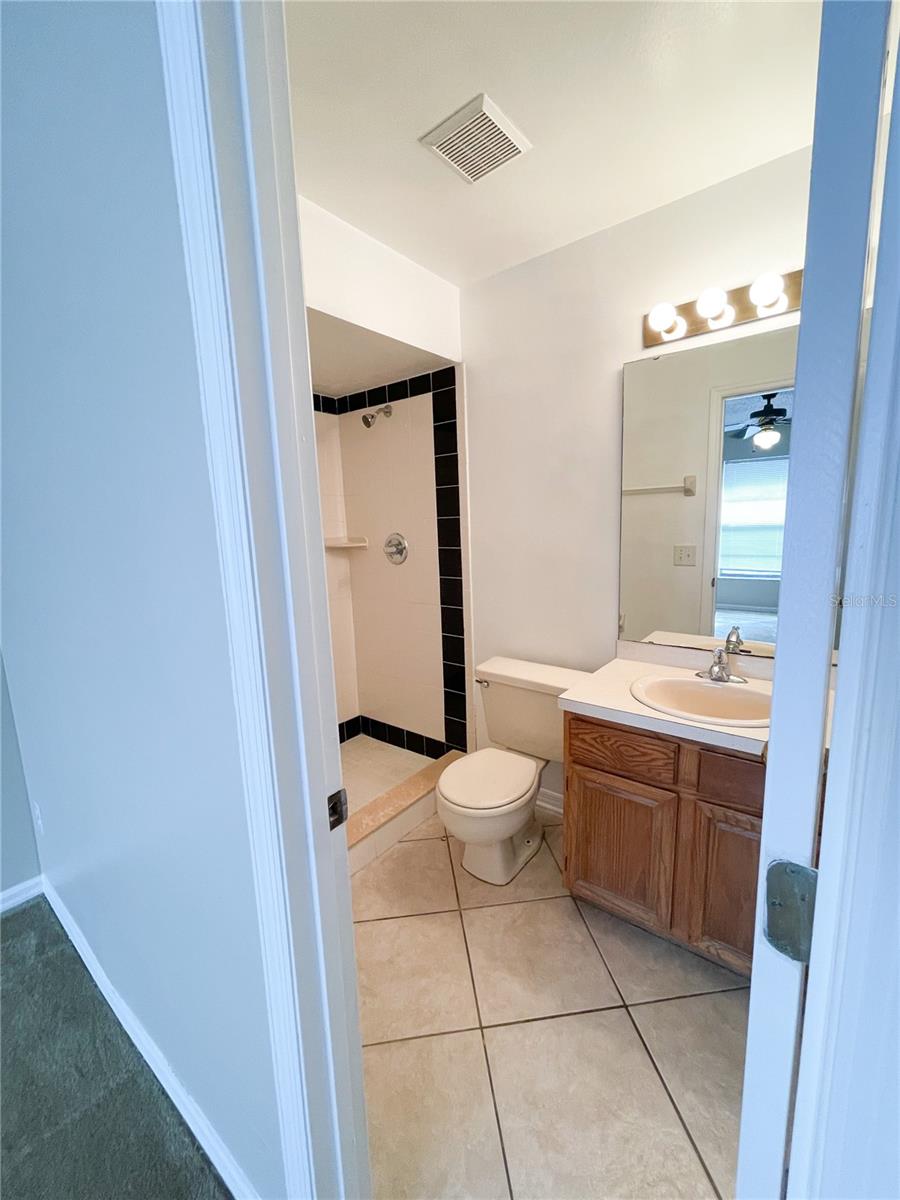 Image 10 of 18 For 10441 Bridlewood Avenue
