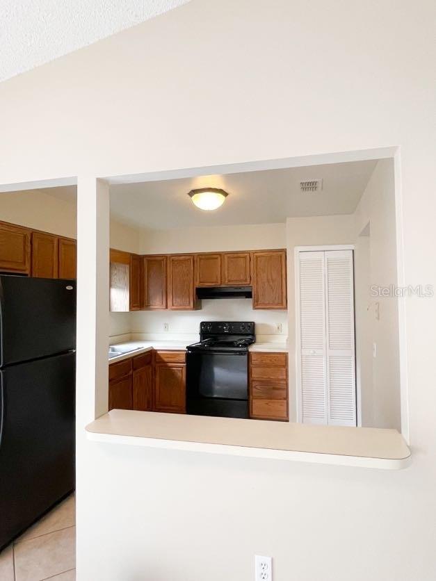 Image 4 of 18 For 10441 Bridlewood Avenue