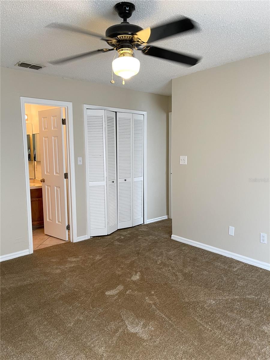 Image 9 of 18 For 10441 Bridlewood Avenue