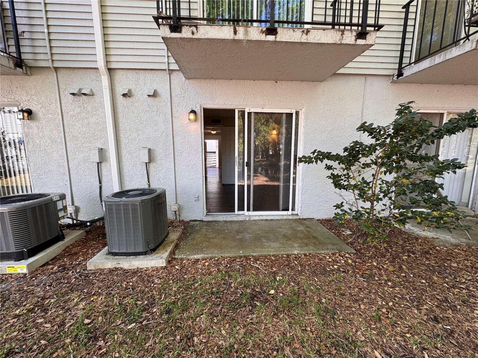 Image 22 of 31 For 7113 Bank Drive 103