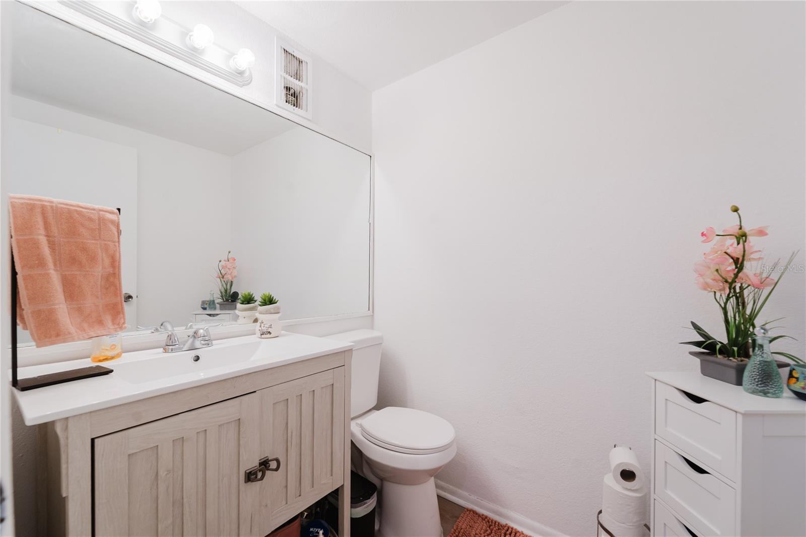 Image 18 of 24 For 4413 Ring Neck Road 4413