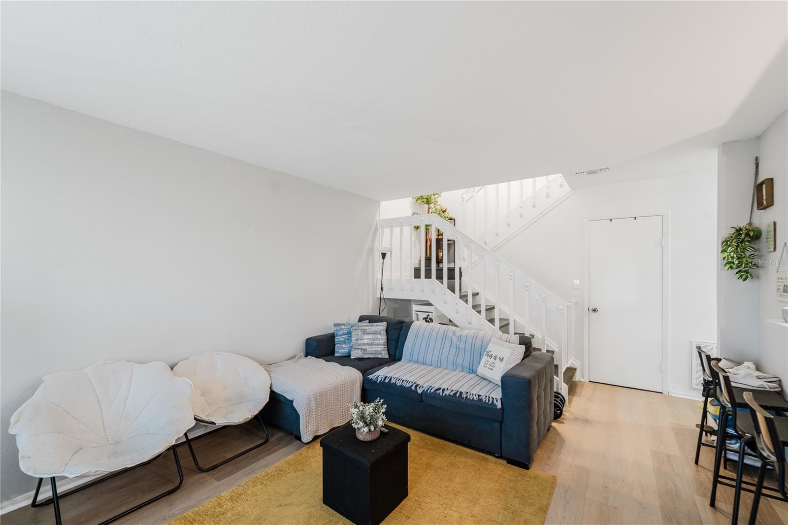 Image 5 of 24 For 4413 Ring Neck Road 4413