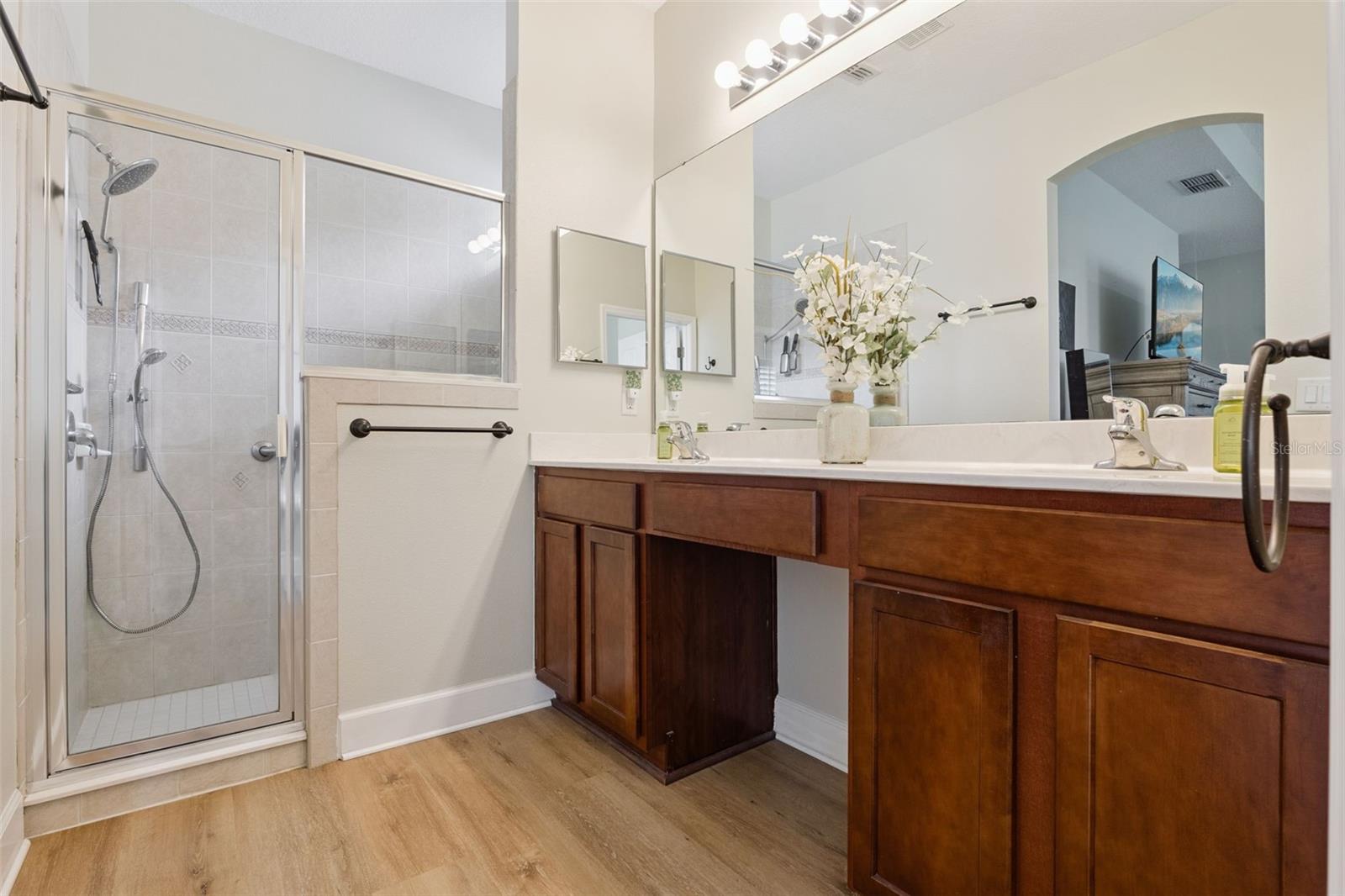 Image 22 of 56 For 1011 Claymont Blvd.