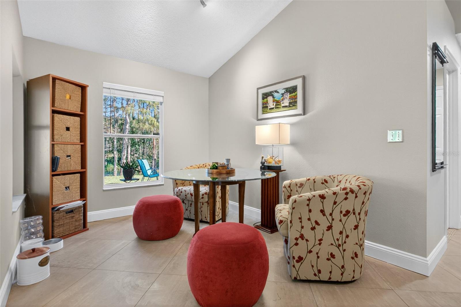 Image 19 of 36 For 13807 Forestside Court