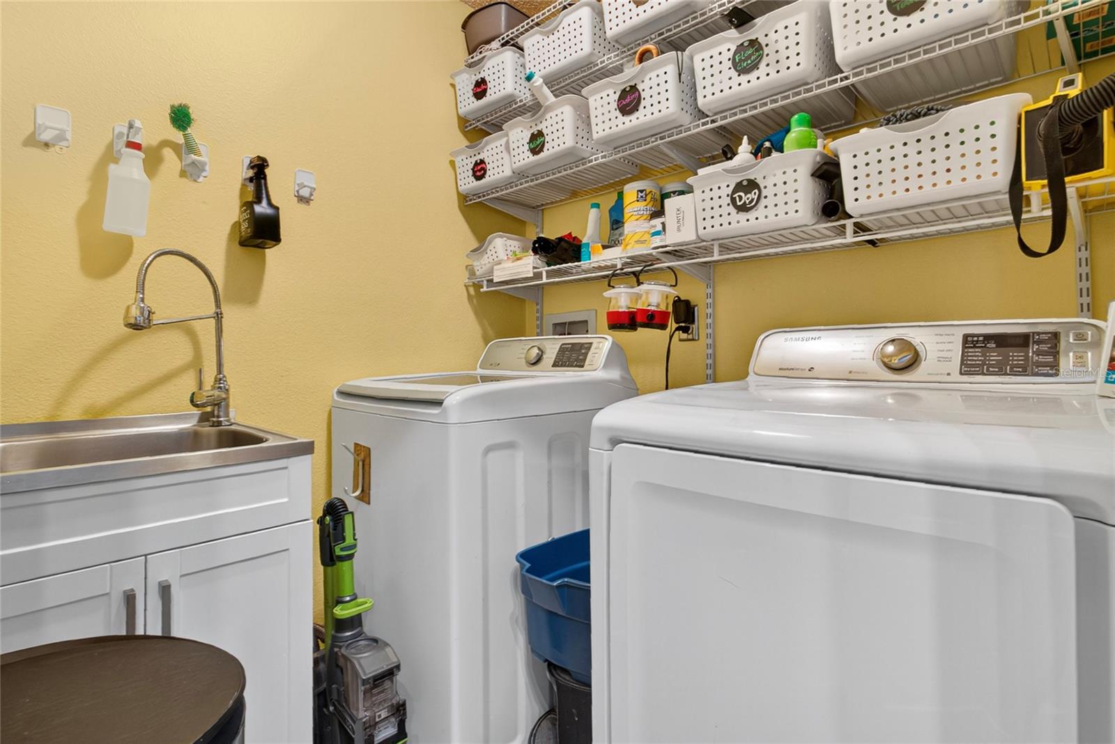 Image 25 of 36 For 13807 Forestside Court